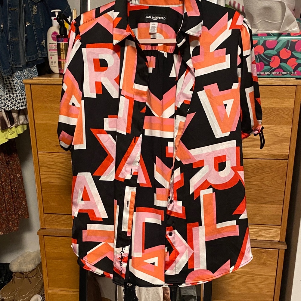 Karl Lagerfeld Black and Pink Graphic Shirt